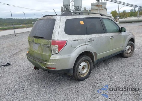 2011 Subaru Forester 2.5X Premium из США, поврежденный, VIN JF2SHADCXBH716857